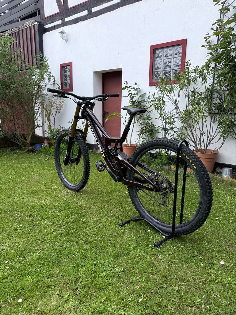 Used Santa Cruz V10 DH X01 / Carbon CC / 29 2022 2022 Mountainbike — image 2 of 33
