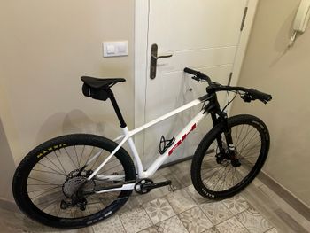 Used BH BH Custom Shimano Deore XT 2023 Mountainbike, White — image 5 of 10