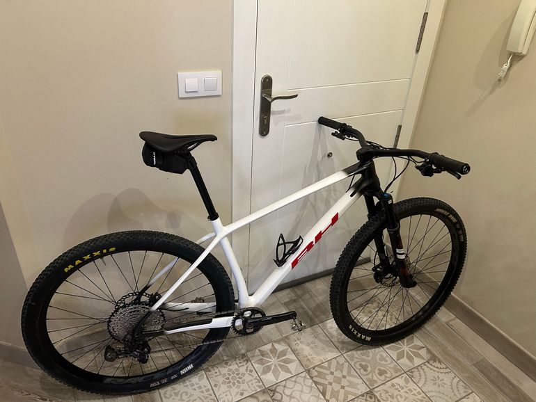 Used BH BH Custom Shimano Deore XT 2023 Mountainbike, White — image 5 of 10