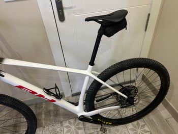 Used BH BH Custom Shimano Deore XT 2023 Mountainbike, White — image 8 of 10