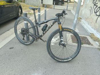 Used Trek Supercaliber 9.8 XT Gen 1 2023 2023 MTB