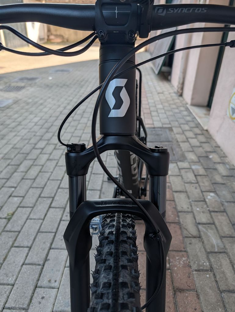 Used Scott Scale 940 2023 2023 Mountainbike, Black, 29 — image 4 of 5