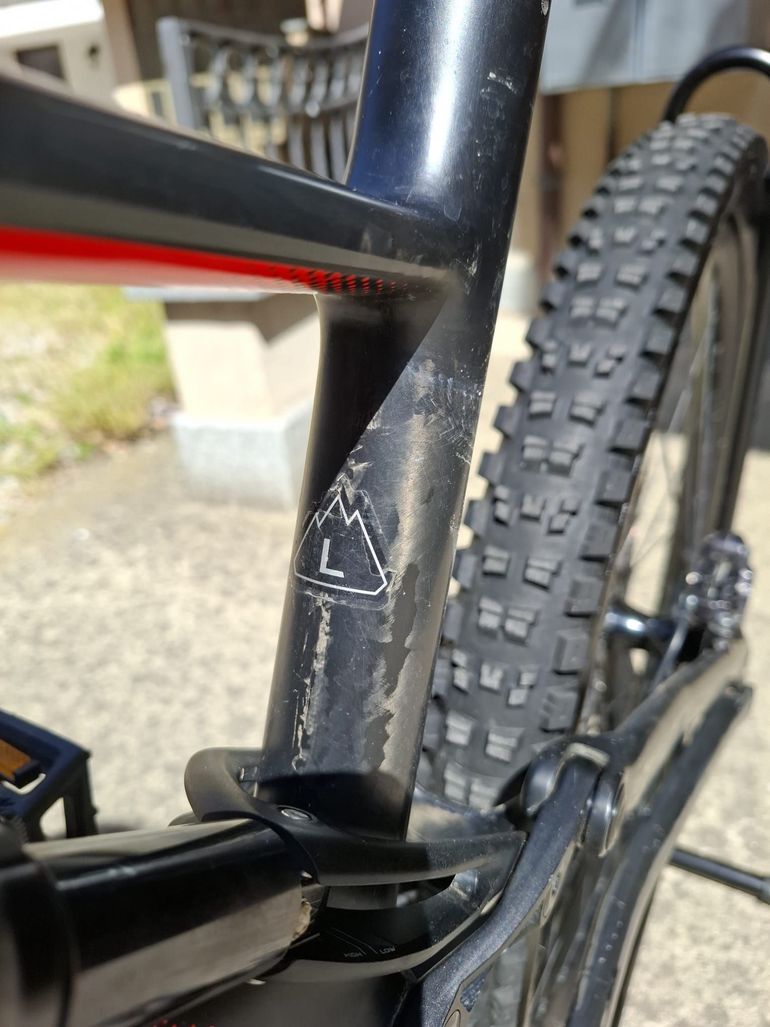 Used Specialized Men's Stumpjumper Comp Carbon 29 - 12-speed 2019 2019 Mountainbike, Black, 29 — image 9 of 13