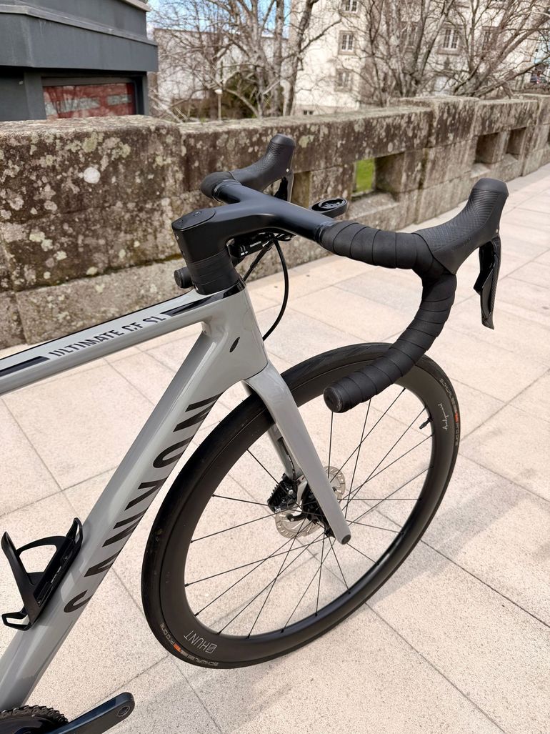 Used Canyon Ultimate CF SL 8 Disc Di2 2023 2023 Road & Gravel, Light Gray — image 3 of 3