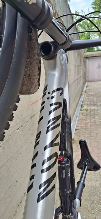 Brugt Canyon Lux Trail CF 7 2024 2024 Mountainbike — billede 14 af 18
