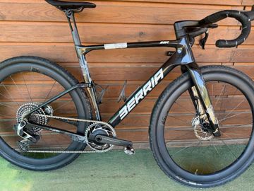 Used Berria NAII BR RED XPLR AXS PWM 2025 2025 Road & Gravel