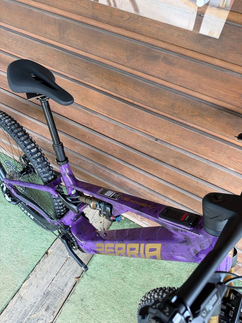 Berria NEXXEN ADV+ E90 2026 2026 Mountainbike usato, Viola — immagine 3 di 8