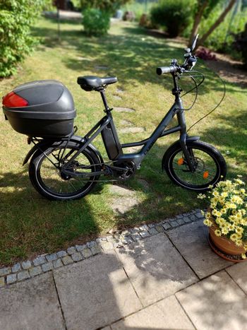 Used CUBE 20" Compact Hybrid 2020 2020 Urban, Black — image 2 of 4