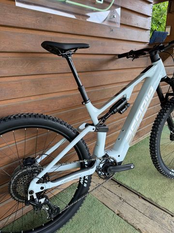 Berria NEXXEN ADV+ E90 2026 2026 Mountainbike usato, Bianco — immagine 2 di 7