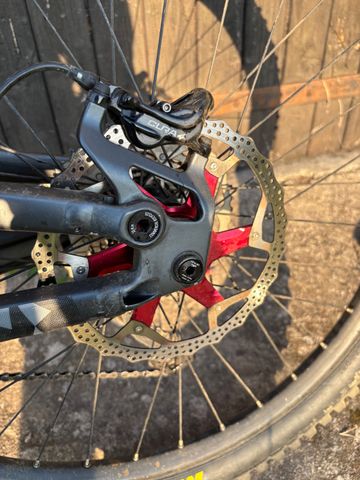 Used Commencal CLASH ORIGIN 2021 2021 Mountainbike, Light Gray, 27.5 — image 2 of 4