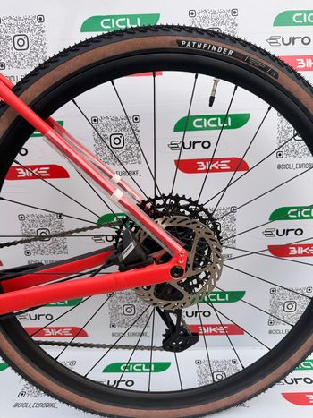 Used Specialized Diverge Comp E5 2025 2025 Road & Gravel, Red — image 7 of 9