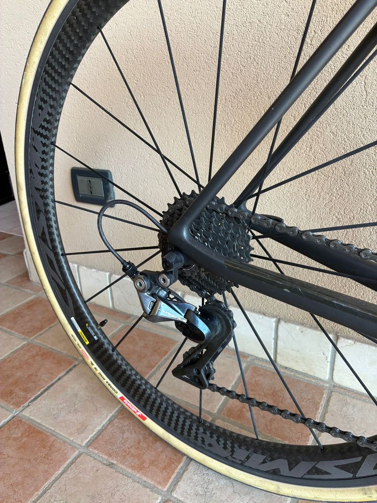 Used Canyon Ultimate CF SLX 9.0 2020 2020 Road & Gravel, Nero — image 3 of 7