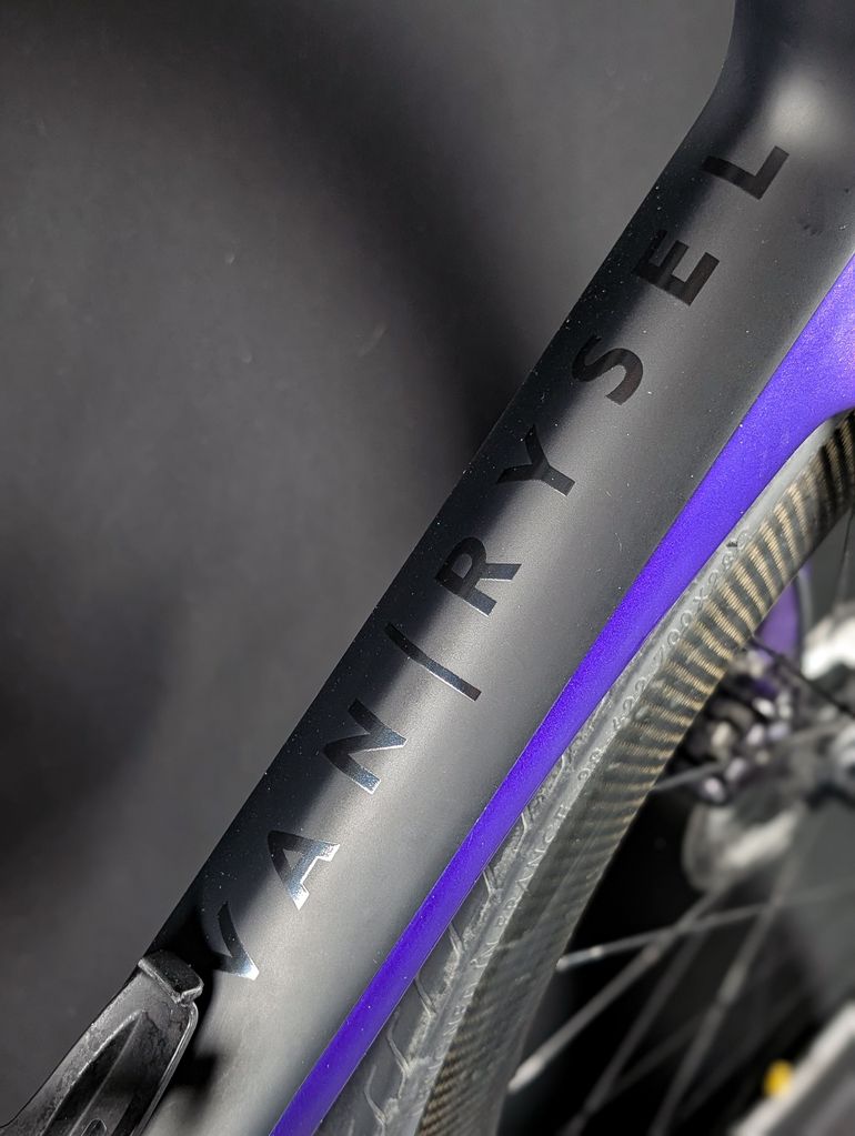 Used Van rysel Road Bike FCR Ultegra Di2 2024 2024 Road & Gravel, Purple — image 10 of 23