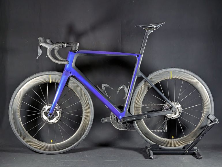 Used Van rysel Road Bike FCR Ultegra Di2 2024 2024 Road & Gravel, Purple — image 2 of 23