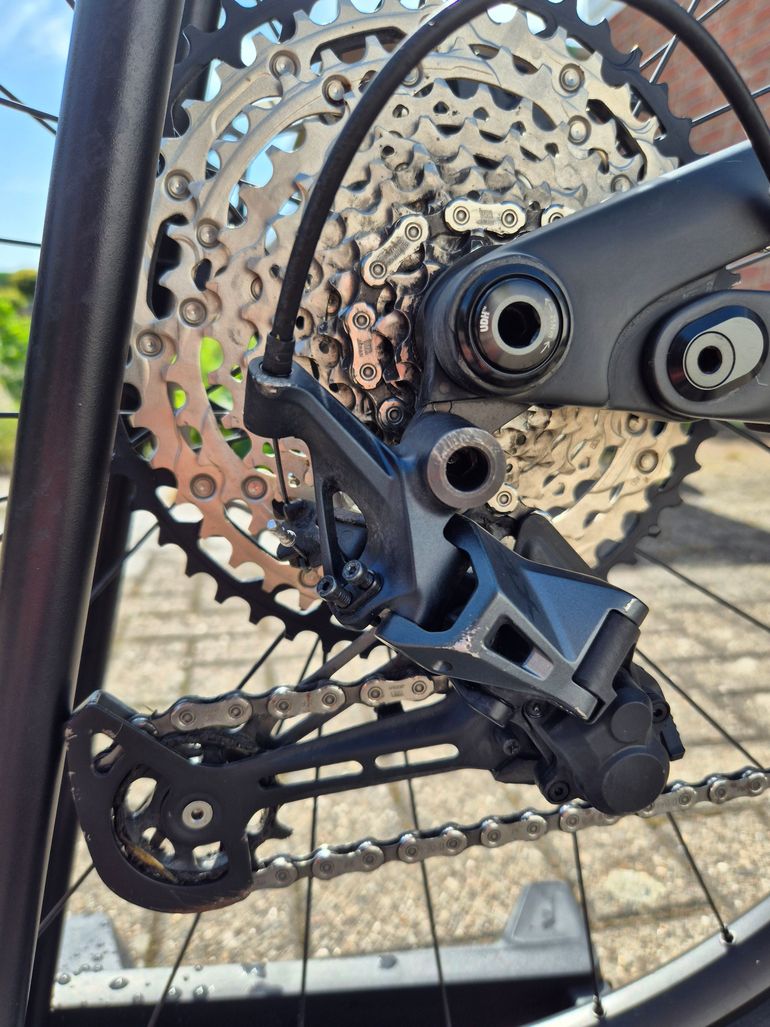 Used Canyon Spectral CF 7 2025 2025 Mountainbike, Negro — image 6 of 9