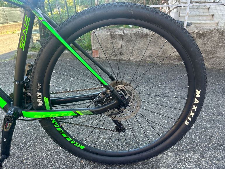 Used Scott Scale 960 2019 2019 Mountainbike, Green, 29 — image 4 of 6