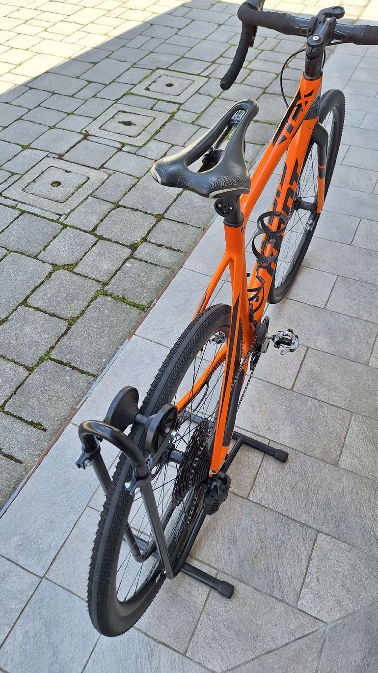 Used Giant TCX Advanced Pro 2 2019 2019 Road & Gravel, Orange — image 17 of 21