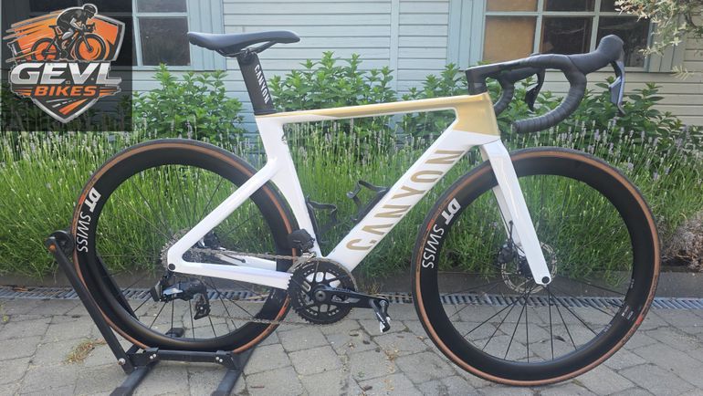 Used Canyon Aeroad CF SLX 7 AXS NSW 2026 2026 Road & Gravel, Blanco — image 2 of 17