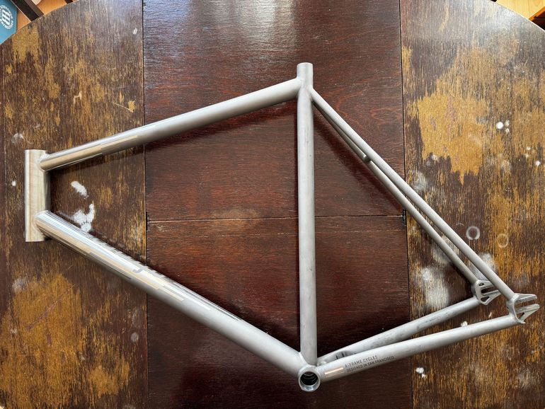 Used a-frame A-frame Custom Frameset 2023 Road & Gravel, Light Gray — image 2 of 7