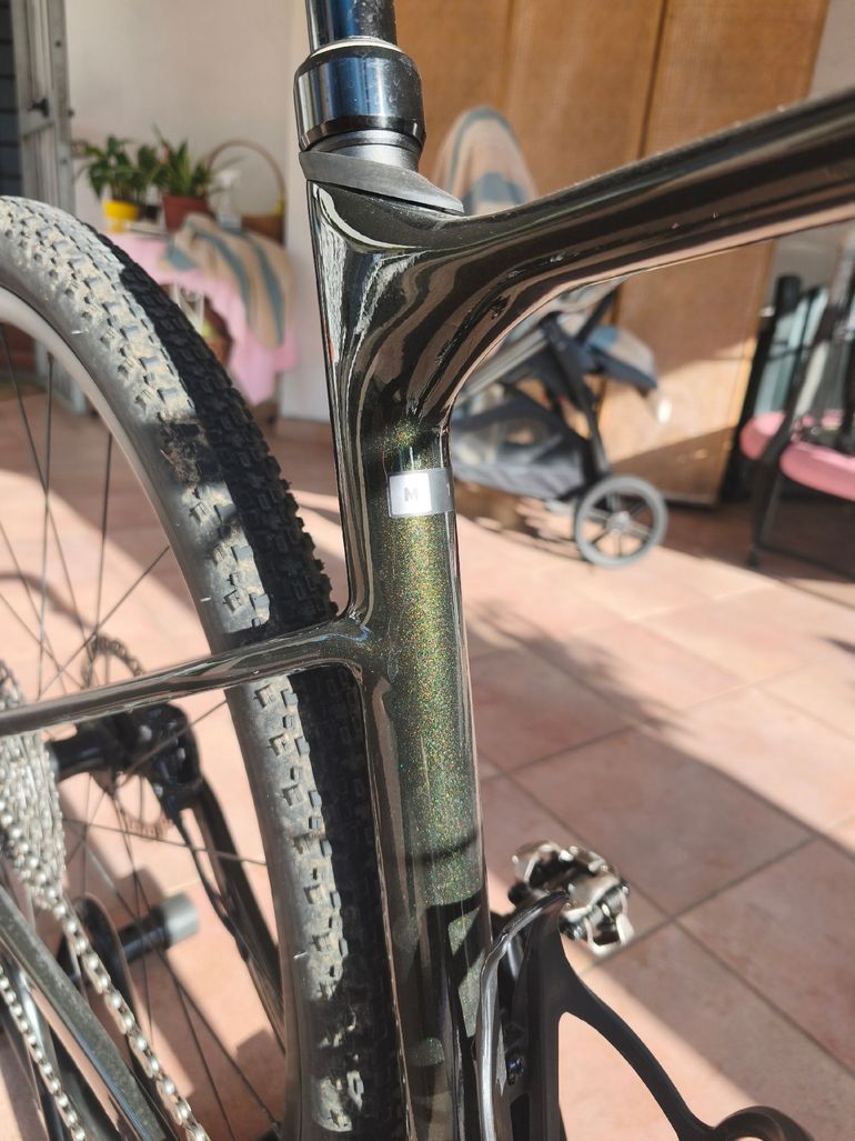 Used Giant Revolt, Advanced 1 2022 2022 Road & Gravel, Verde — image 4 of 6