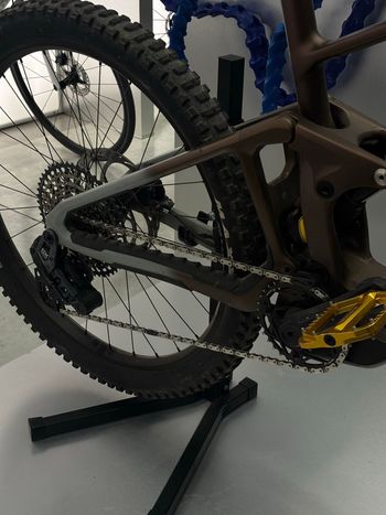 Used Mondraker DUNE RR 2025 2025 Mountainbike, Black, 29, 27.5 — image 3 of 5