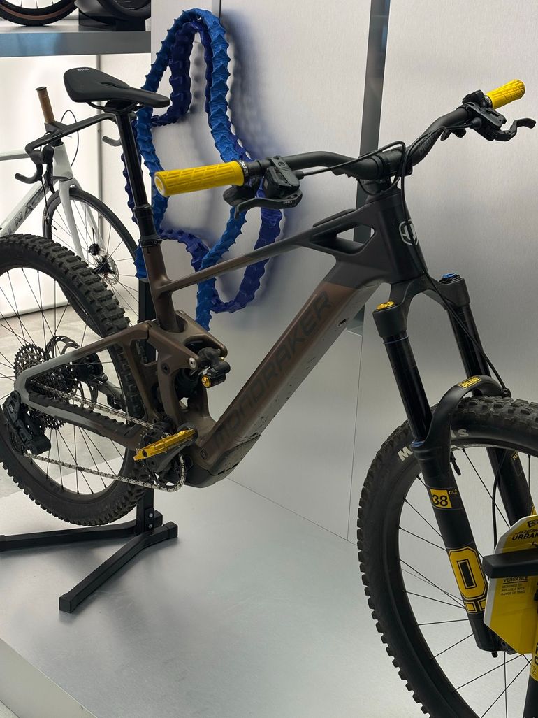 Used Mondraker DUNE RR 2025 2025 Mountainbike, Black, 29, 27.5 — image 2 of 5