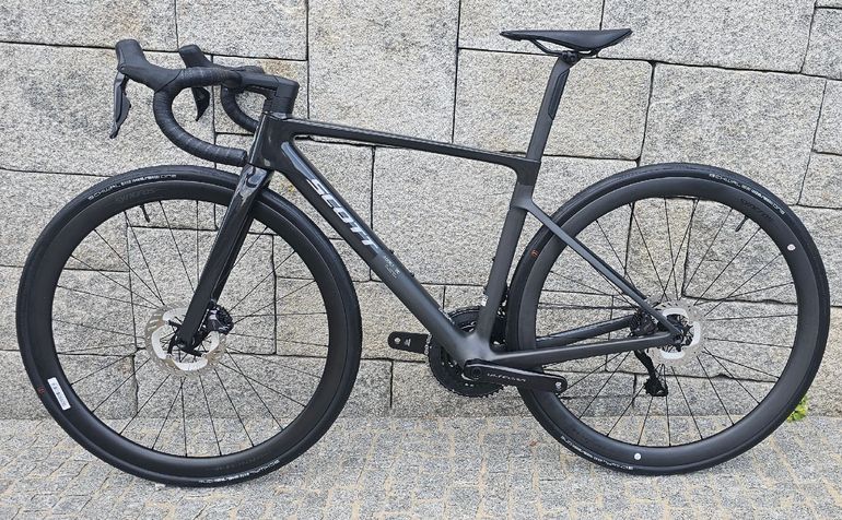 Used Scott Addict RC 20 2025 2025 Road & Gravel, Black — image 11 of 11