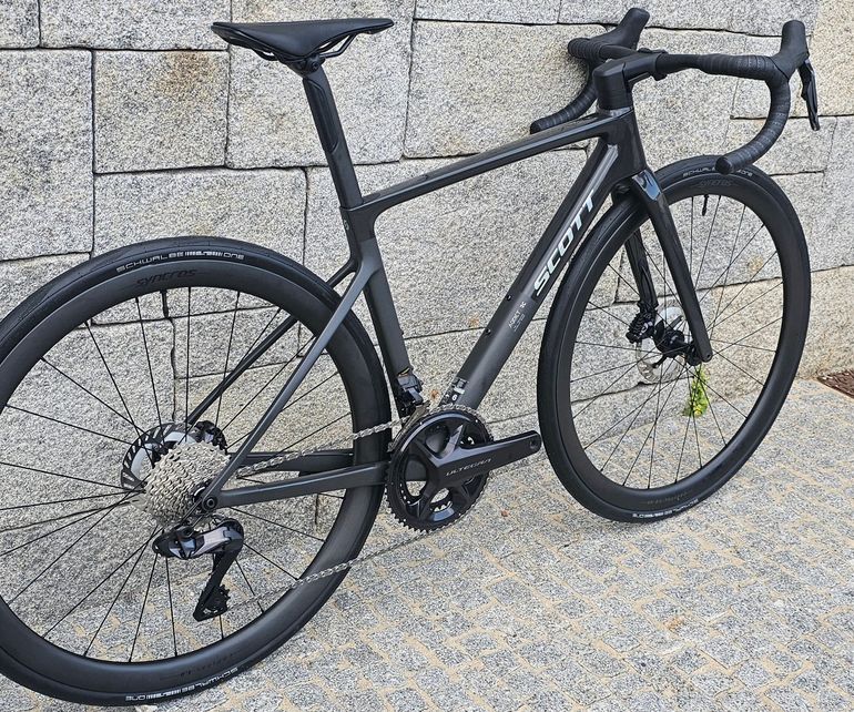 Used Scott Addict RC 20 2025 2025 Road & Gravel, Black — image 8 of 11
