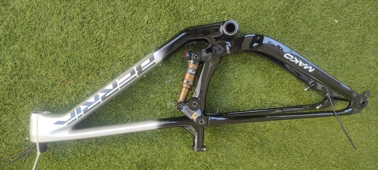 Used Berria MAKo 7 2023 Frameset 2023 Mountainbike, Black, 29 — image 1 of 8