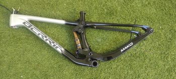 Used Berria MAKo 7 2023 Frameset 2023 Mountainbike, Black, 29 — image 2 of 8