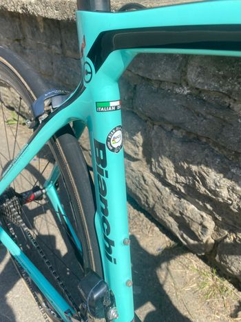 Used Bianchi Oltre XR4 Ultegra Di2 2020 2020 Road & Gravel, Blue — image 9 of 12