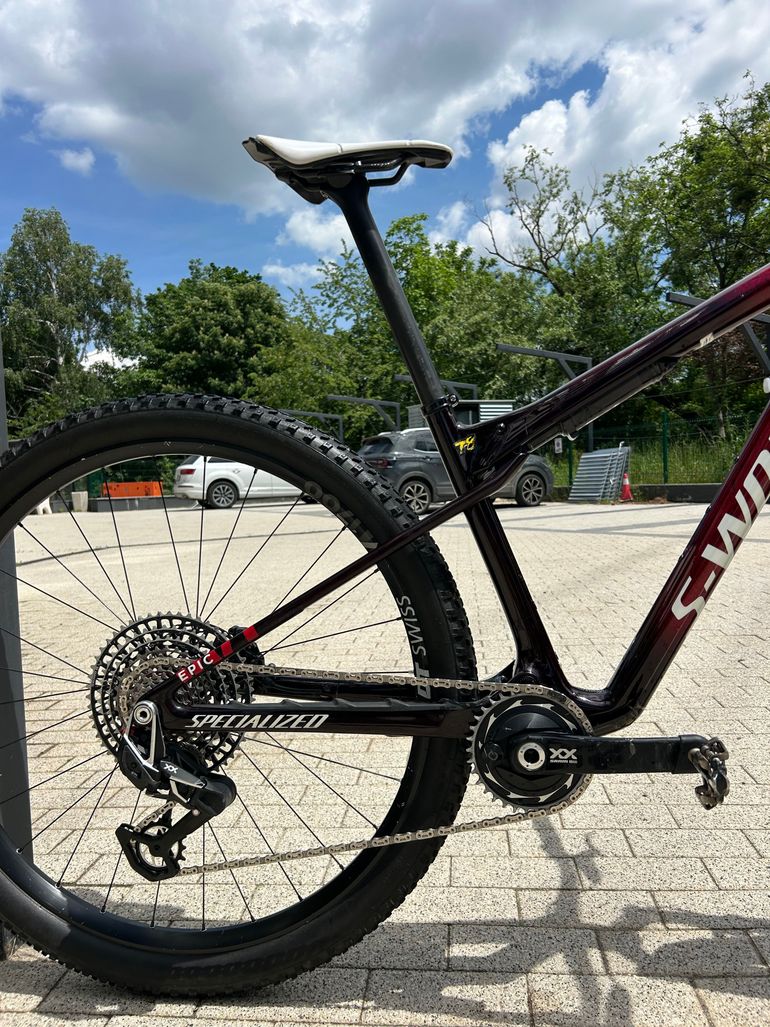 Used Specialized Epic WC S-Works S-Works Epic World Cup 2025 Mountainbike, Red — image 5 of 8