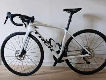 Used Trek Domane SL 5 Gen 4 2025 2025 Road & Gravel — image 2 of 8