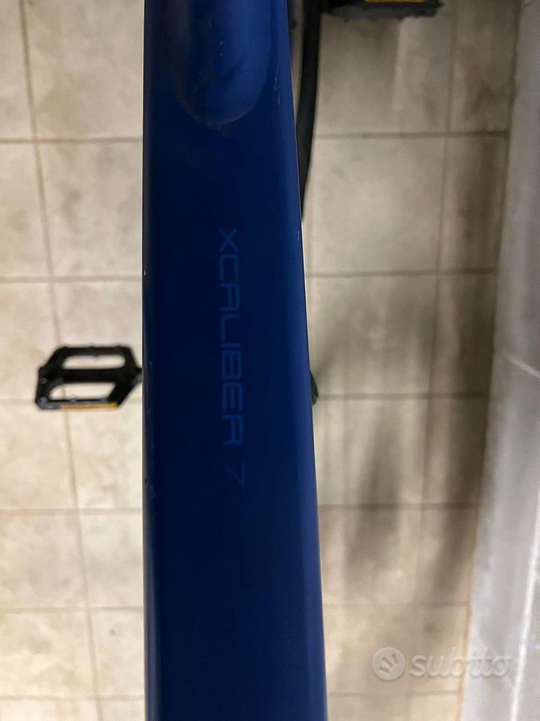 Used Trek Trek Xcaliber 7 2020 Mountainbike, Blue — image 4 of 6