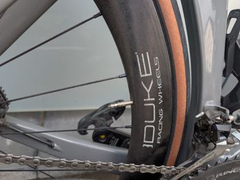 Použité Canyon Aeroad CF SL 8 2023 2023 Road & Gravel — obrázek 16 z 17