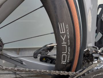 Tweedehands Canyon Aeroad CF SL 8 2023 2023 Road & Gravel — afbeelding 16 van 17