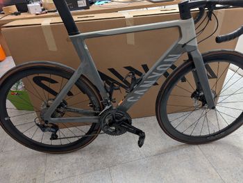 Použité Canyon Aeroad CF SL 8 2023 2023 Road & Gravel — obrázek 13 z 17