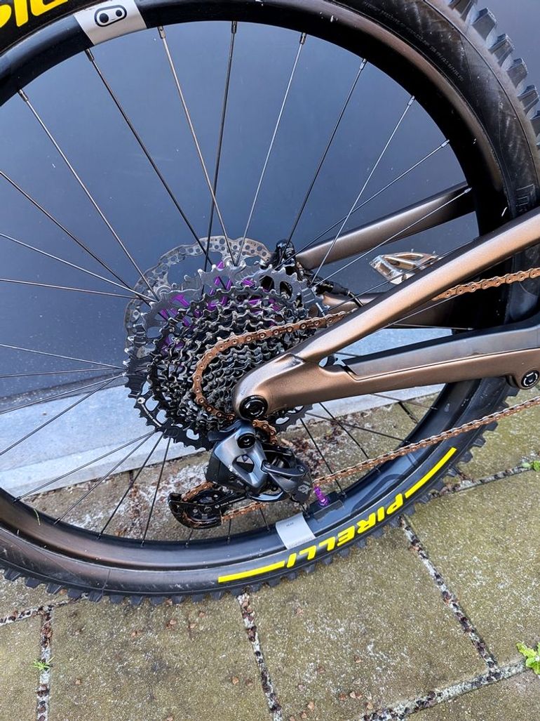 Used UNNO MITH Race S1 2023 2023 Mountainbike, Gris claro — image 6 of 7