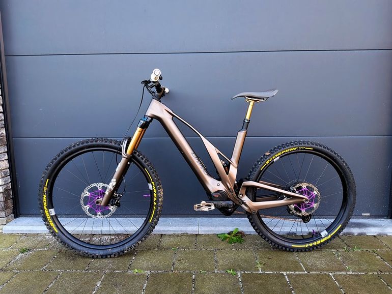 Used UNNO MITH Race S1 2023 2023 Mountainbike, Gris claro — image 2 of 7