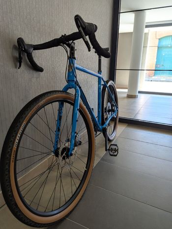 Used Kona Rove DL 2022 2022 Road & Gravel, Blue — image 9 of 15