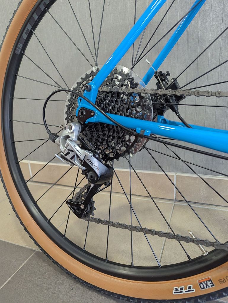 Used Kona Rove DL 2022 2022 Road & Gravel, Blue — image 13 of 15