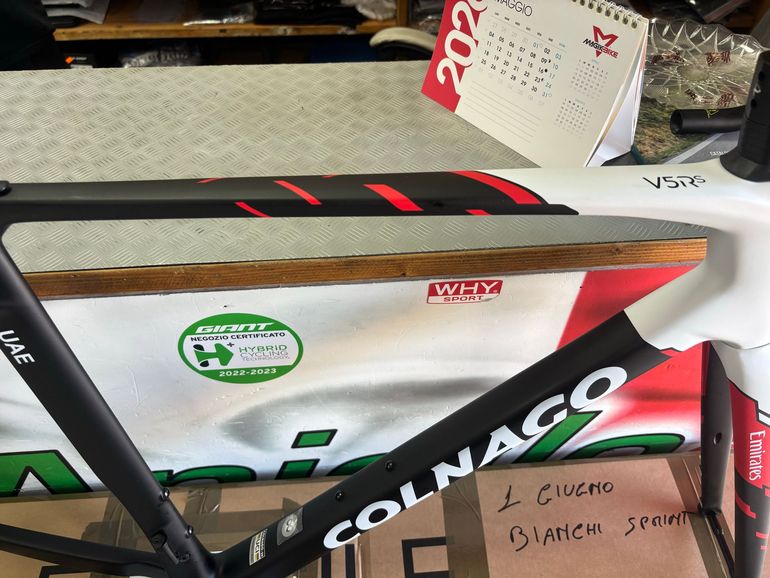 Used Colnago V5Rs Shimano Ultegra Di2 2025 Frameset 2025 Road & Gravel, Black — image 13 of 16