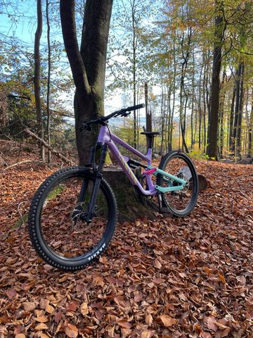 Brugt Canyon Torque 27.5 AL 5 2022 2022 Mountainbike — billede 3 af 3