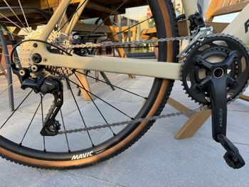 Used Rock Machine Rock Machine Custom Shimano GRX 2025 Road & Gravel, Bianco — image 4 of 9