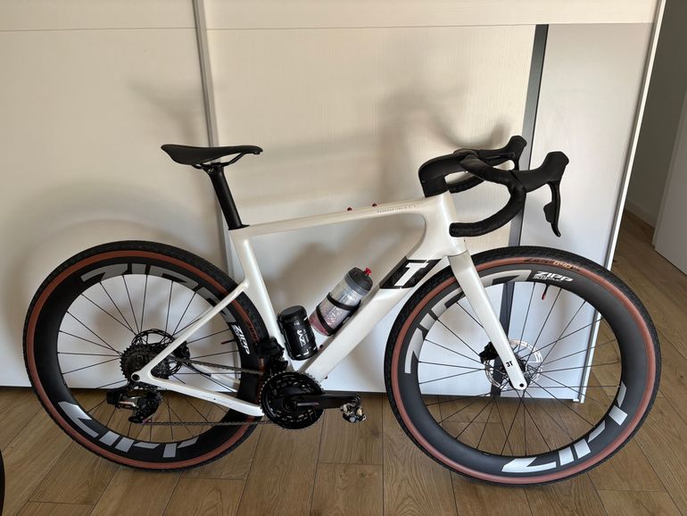 Used 3T RACEMAX ITALIA FORCE D2 AXS 2X12 ZIPP 303 XPLR S 2025 2025 Road & Gravel, White — image 1 of 10