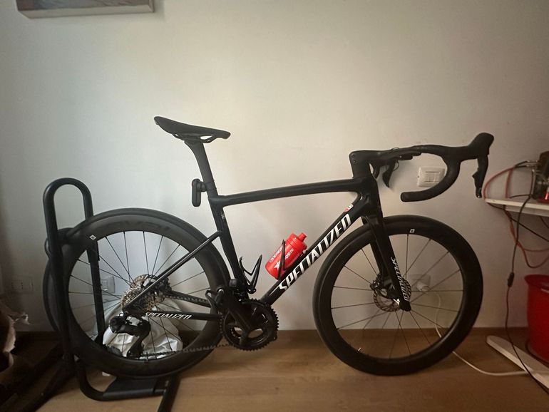 Used Specialized Tarmac SL8 Pro - Ultegra Di2 2025 2025 Road & Gravel — image 1 of 3