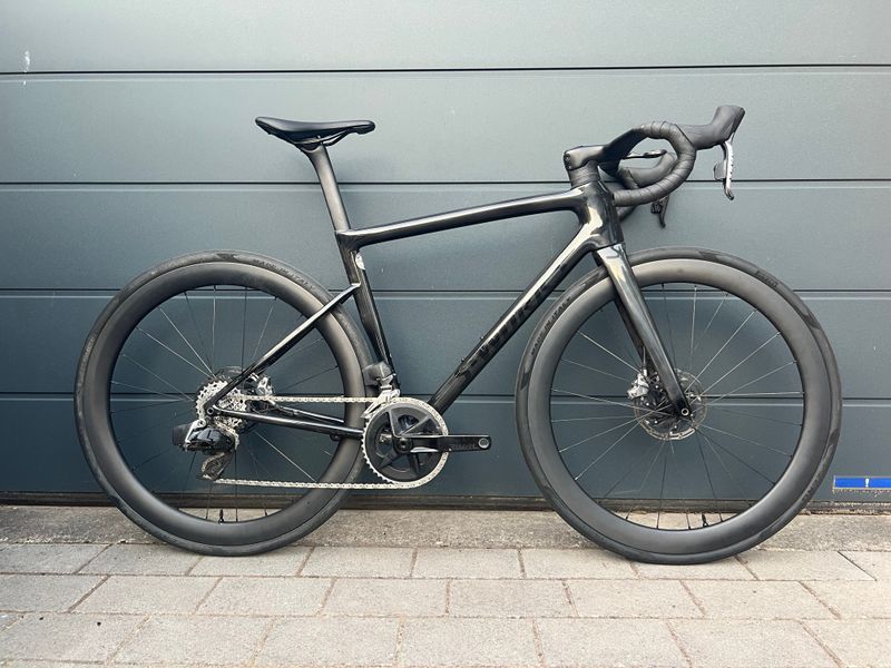 Specialized Tarmac SL 7kg 2025 Road & Gravel d'occasion