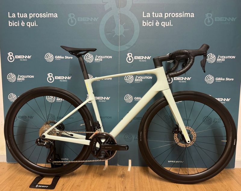 Scott Addict 30 2026 2026 Road & Gravel de segunda mano, Verde — imagen 1 de 17