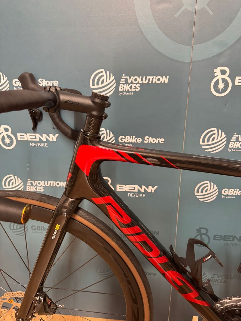 Used Ridley Helium SLX AXS Disc 2022 Road & Gravel, Rosso — image 15 of 15