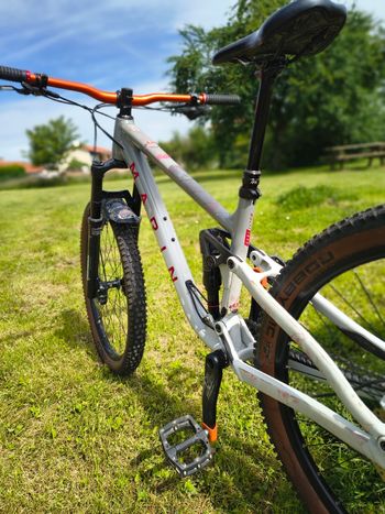 Used Marin Rift zone Shimano SLX 2024 Mountainbike, Hellgrau — image 4 of 9